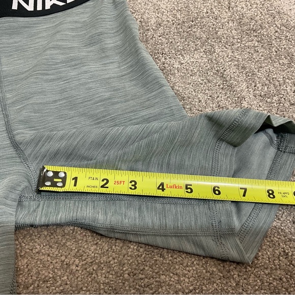 Nike Pro Women's 7" High Rise Training Shorts Smoke  Compression Sz M new - Picture 3 of 6